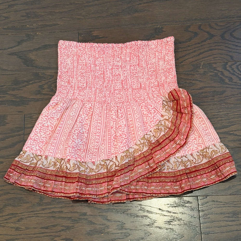 BELL BY ALICIA BELL Peach Printed Ruffled Smocked Mini Skirt Size Small